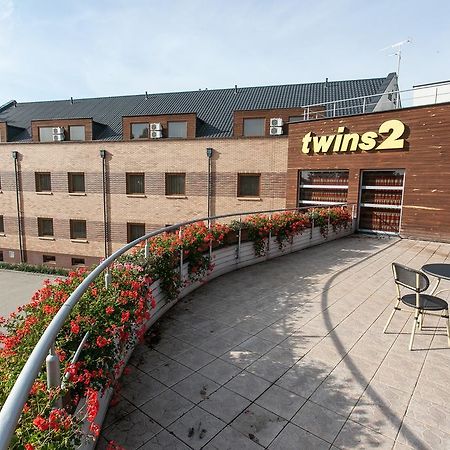 Hotel Twins II ワルシャワ エクステリア 写真
