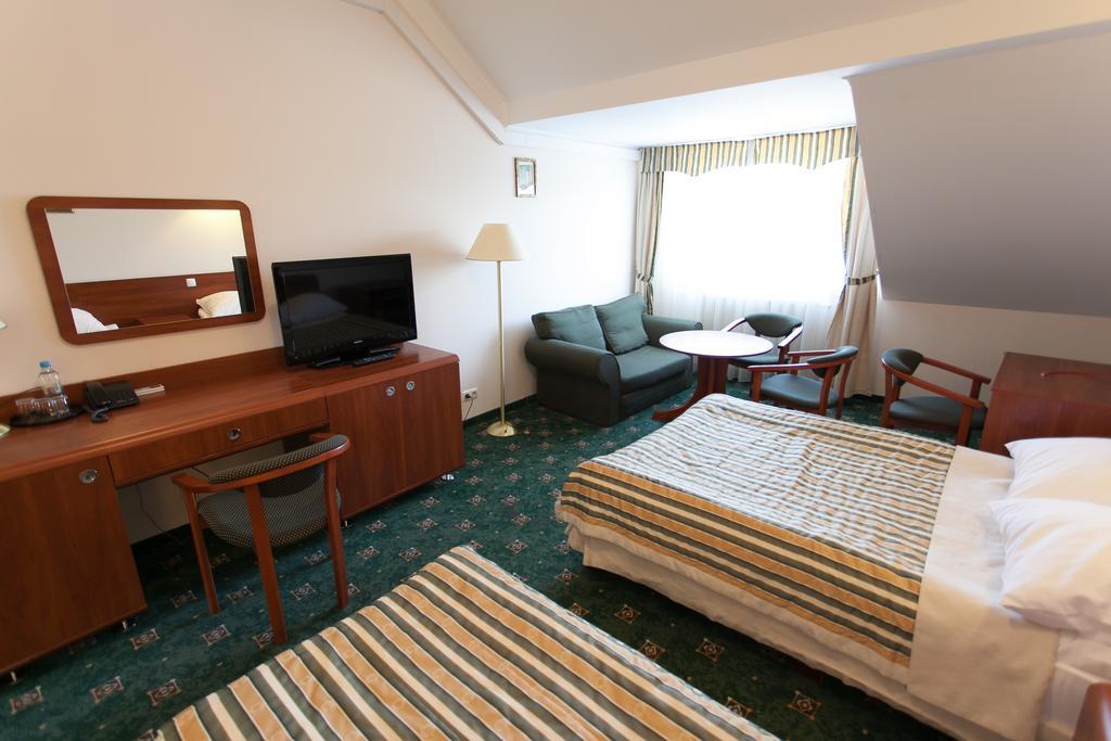 Hotel Twins II ワルシャワ 部屋 写真